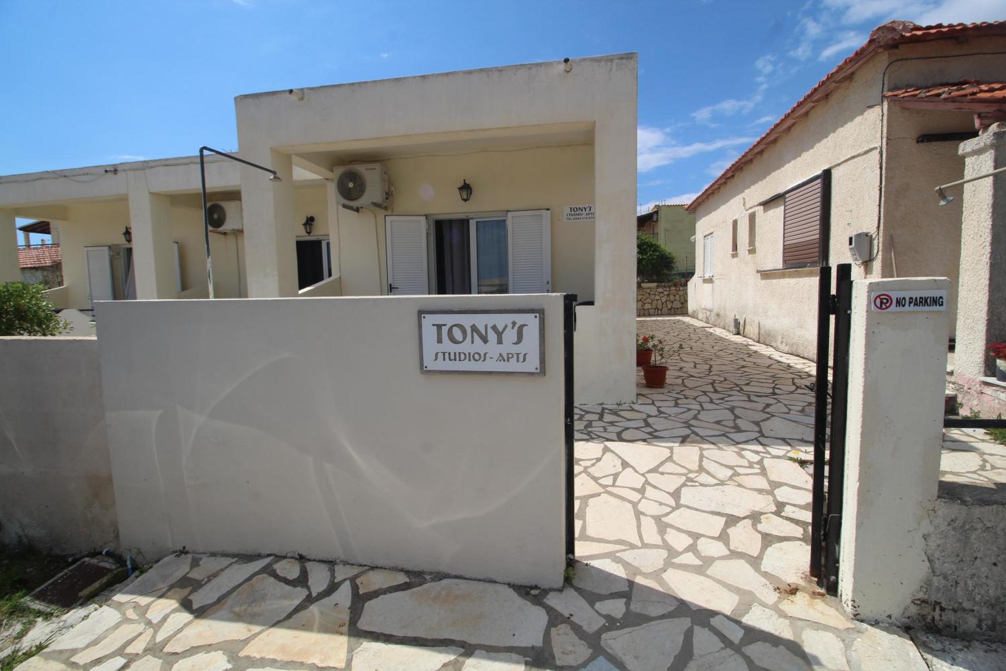 Tony'S Apartments Άγιος Γεώργιος Εξωτερικό φωτογραφία